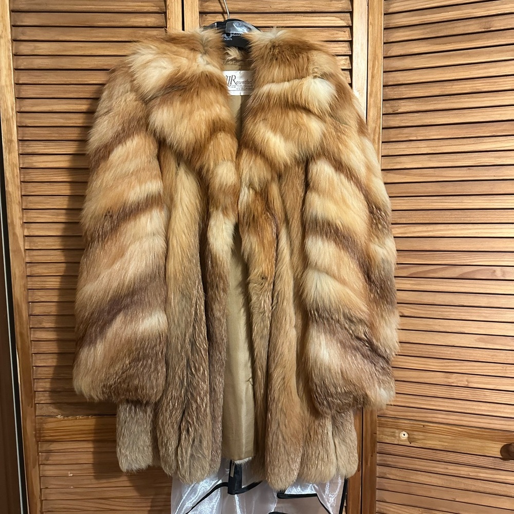 Luxurious Red Fox Fur Stroller Coat